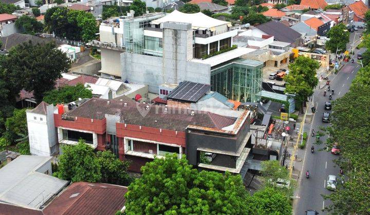 Gedung Komersial 3 Lantai 1800 M² Di Jalan Utama Kemang 1