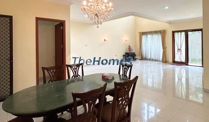 Rumah Besar Mewah Dalam Komplek Asri Akses Lebar 2