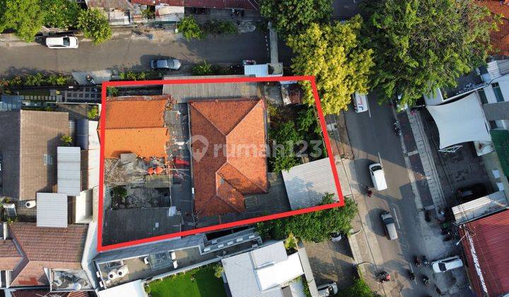 Rumah Hitung Tanah 680m² Area Komersial Jalan Lebar 2 Mobil 2