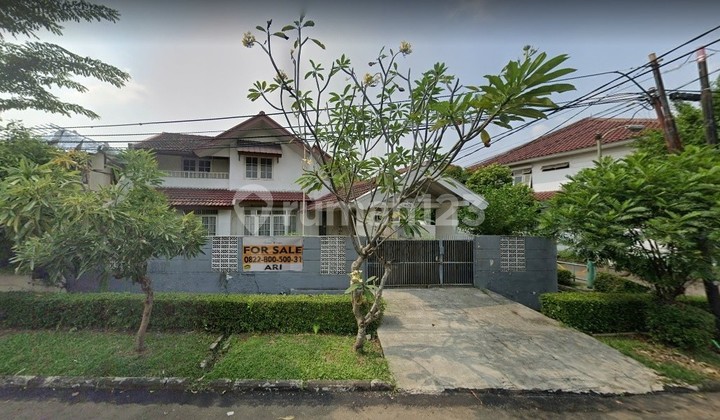 Rumah Hook Lega di Bintaro Sektor 2