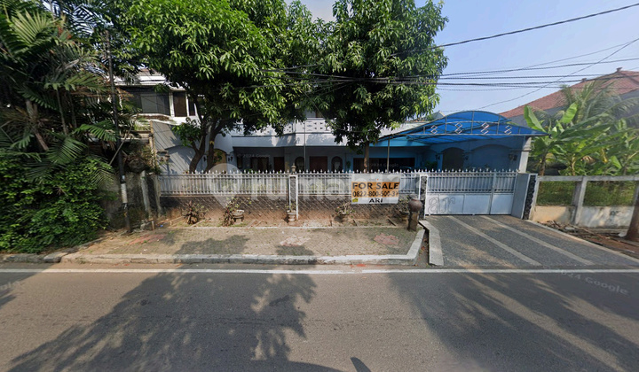 Beautiful Ready-to-Live Home in Bintaro, South Jakarta 2