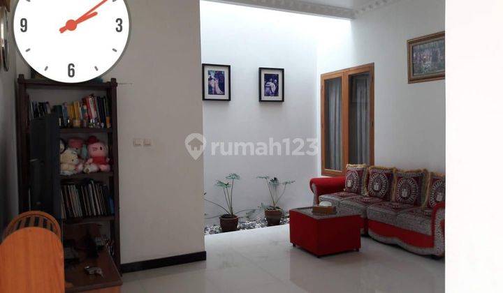 Dijual Rumah 2 Lantai Jagakarsa Jakarta Selatan 2