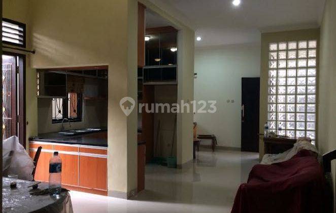 Dijual Rumah Hook 2 Lantai Tebet Jakarta Selatan 2