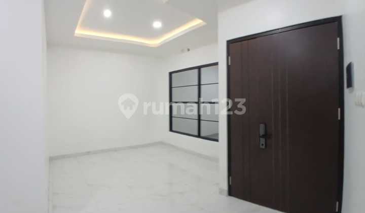 Dijual Rumah Daerah Petukangan Utara