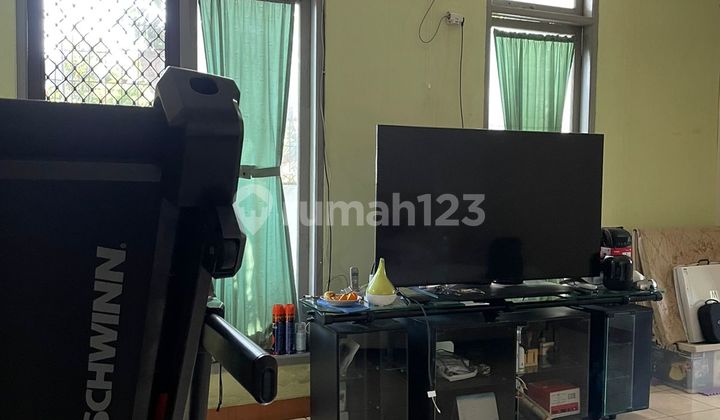 Dijual Rumah 2 Lantai Daerah Kebayoran Baru