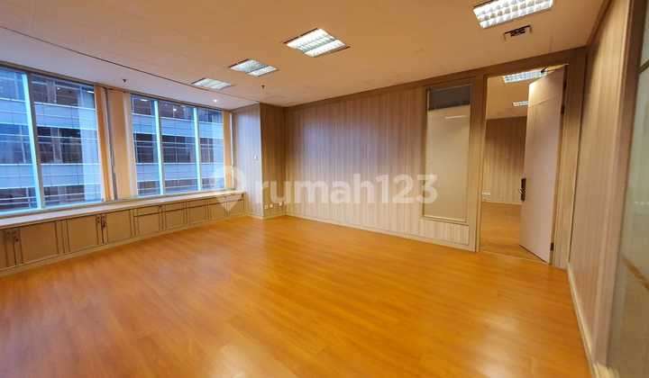 For Rent Office Unit in Kebayoran Baru Area For Rent Office Unit in Kebayoran Baru Area