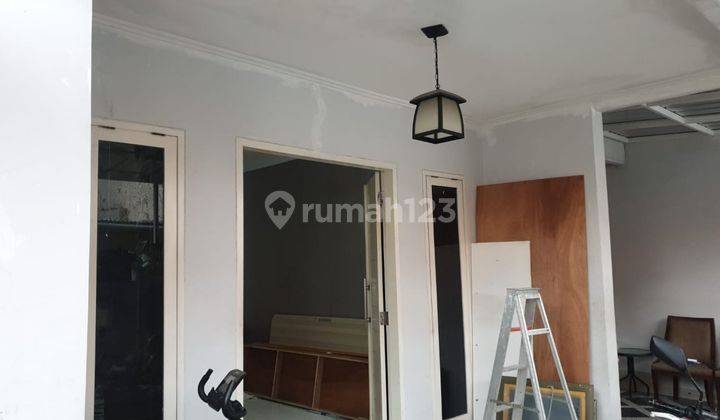 Disewakan Rumah Daerah Tebet Jakarta Selatan  1