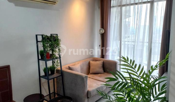 Dijual 2BR Gardenia Boulevard Furnished View City + Pool 2