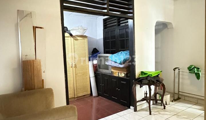 Dijual Rumah 2 Lantai Daerah  Tebet  2