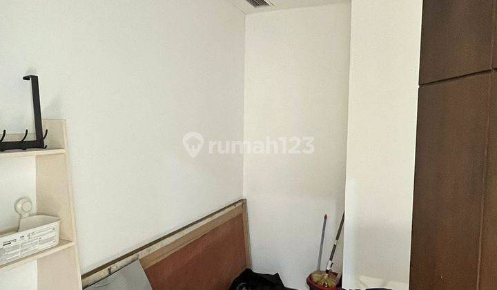 Disewakan 1BR Akr Galery West Siap Huni Lantai Tinggi 2