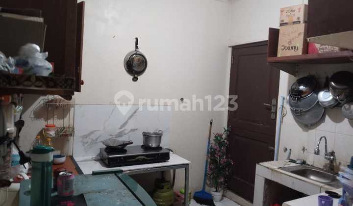 Dijual rumah Semi Kontrakan Daerah Kebayoran lama 2