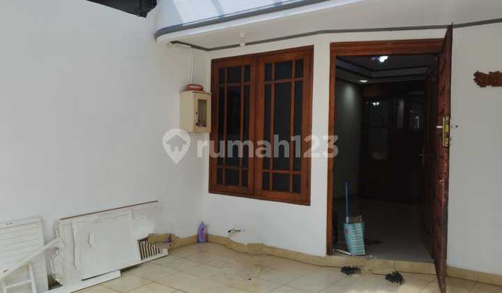 Rumah 2 1/2 Lantai di Puan Timur Kelapa Gading Siap Huni Bagus 2