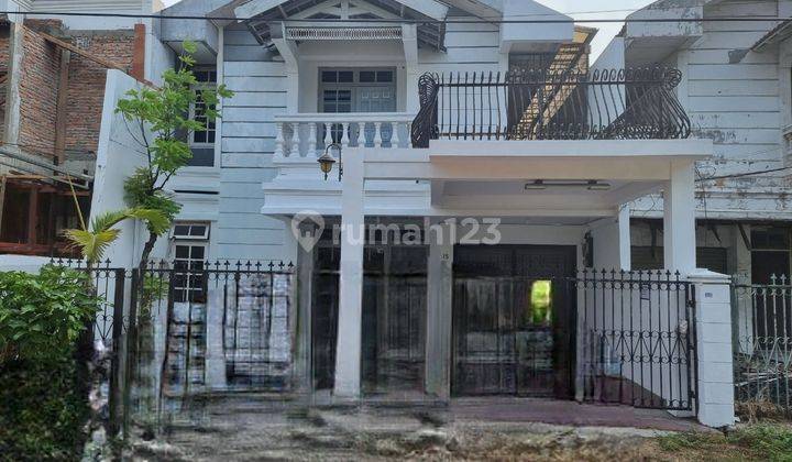 Rumah 2 Lantai Siap Huni Lokasi Strategis Kawasan Nyaman  1