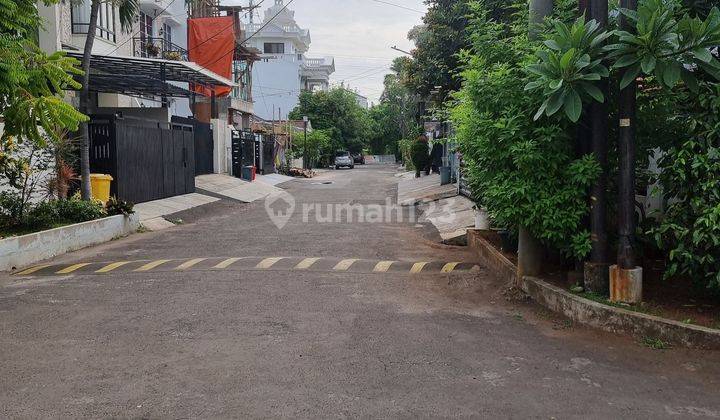 Rumah hook siap huni dengan jalanan besar 2