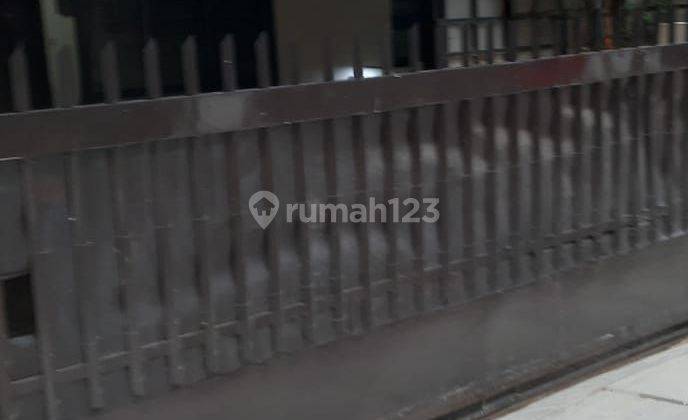 Rumah dijual daerah menteng siap huni nyaman dan asri 1