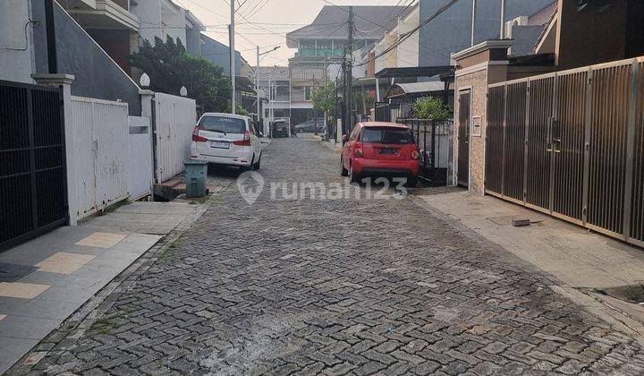 Rumah standard di Gading Griya Lestari jalanan sudah di cor 2