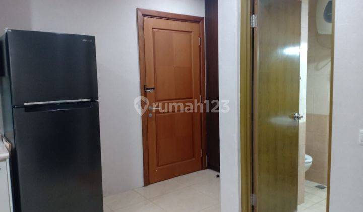 Apartemen sewa di Paladian Tower F lantai 7 siap huni bagus tinggal bawa koper 2