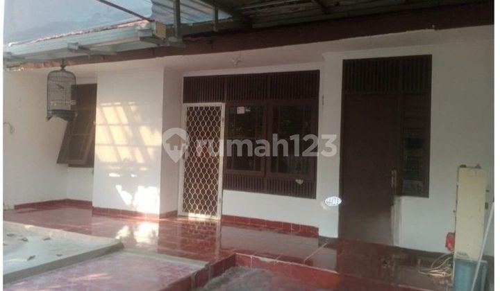 Ready-to-occupy house in Taman Pegangsaan Indah