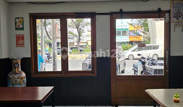Ruko Siap Huni Bagus Rapih Cocok Untuk Resto Letak Strategis 1