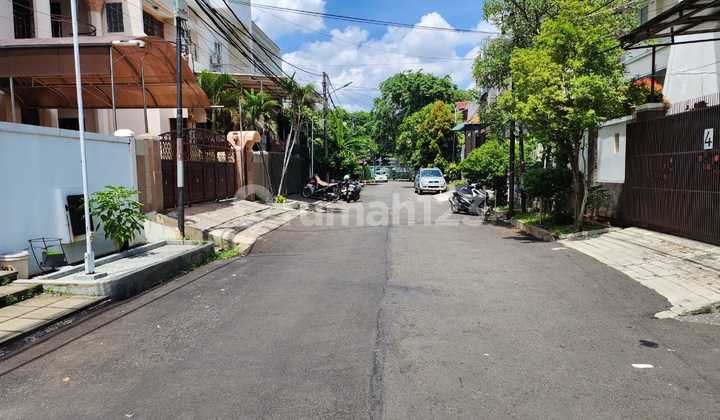 Turun Harga Rumah 2 Lt di Cengkir Barat Kelapa Gading Siap Huni