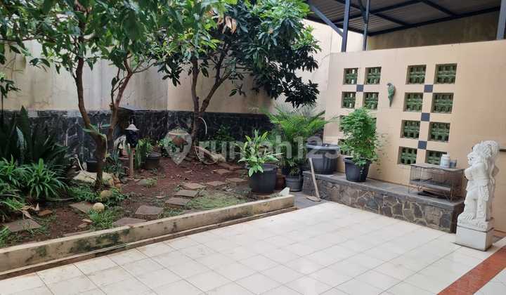 Rumah 2 Lantai Gading Mainsion Siap Huni Bagus