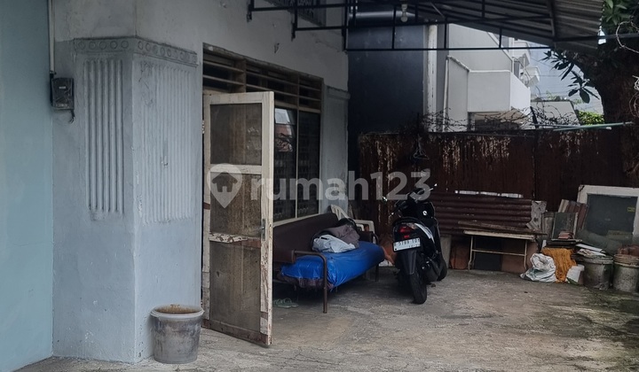 Rumah Jual Dibawah Njop Siap Huni 2 Lantai Di Kwitang Jakpus 2