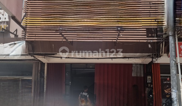 Ruko 2 Lantai Siap Huni Letak Strategis Bagus Ruko 2 Lantai Siap Huni Letak Strategis Bagus