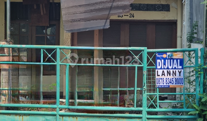 Rumah Hancur di Gading Griya Lestari Jalanan Strategis 2