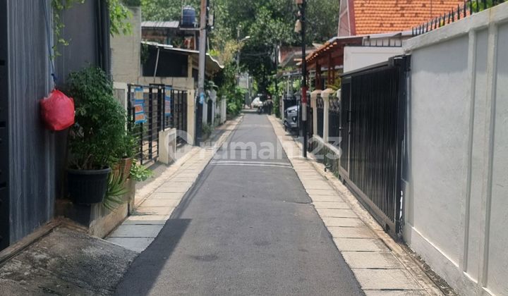 House for Sale on Purwodadi Street Menteng, Ready to Occupy, Suitable for Boarding House 2