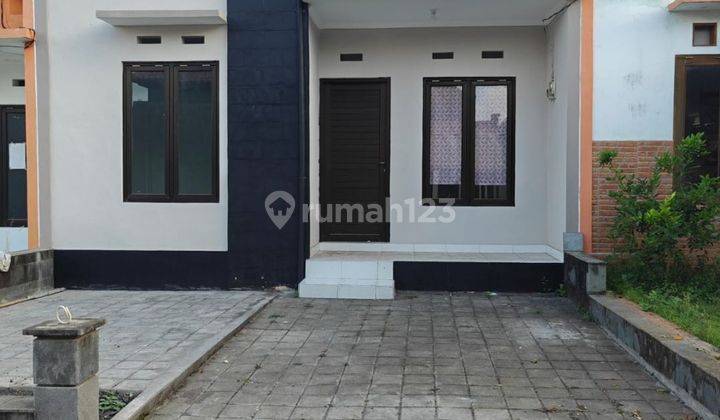 Rumah Cantik Siap Huni 2 Bed Room Type 36 / 60m  Kpr Btn Bri Bsi Subsidi Dp 5% Free Bphtb Free Biaya Kpr  Free Biaya Surat ( Shm ) Support By Btn Bri Rumah Konsep Cluster  Dengan Keamanan 24 Jam Di Lingkungan Yang Asri & Lokasi Strategis : 5 Menit Ke Temp 1