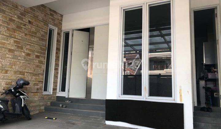 Dijual Rumah Modern bangunan baru Furnished 2