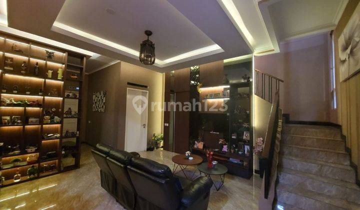 Di Jual Rumah Full Furnished Interior Bagus & Terawat 2