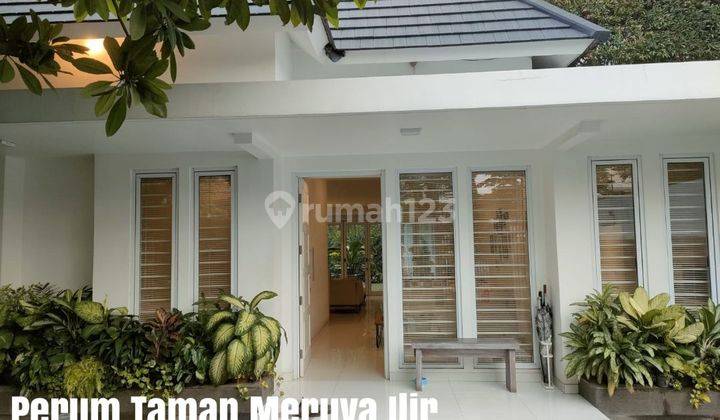 Rumah Rapi dan Asri di Taman  Meruya di Taman Meruya Ilir Kembangan Jakarta Barat SHM Bagus hadap Utara dekat akses jalan Tol, dekat Mall,  RS, Supermarker & Pasar Tradisional    #llyn 1