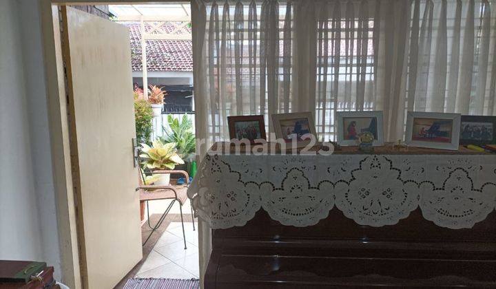 Rumah Murah Bagus Bebas Banjir di Jalan Tebet Barat Jakarta Selatan SHM Hadap Timur     # rttn