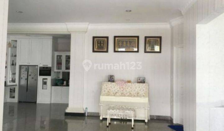 Rumah siap huni, Posisi  Hoek, di lingkungan tenang  dan asri dekat akses jalan tol , sekolah, mall, hadap barat & utara, luas 17 X 20 m, semi furnished, SHM, bebas banjir 2