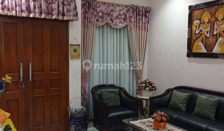 Rumah Cantik Siap Huni  lingkungan asri nyaman aman tenang di Komplek Abadi Duren Sawit Jakarta Timur 2 Lantai SHM Lokasi sangat strategis dekat Mall RS Pusat Niaga Fully Furnished bebas banjir  ada Taman & Kolam Koi          #aryatigpkg 1