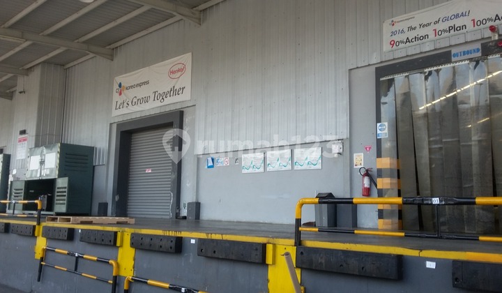 Warehouse Ready for Use For Sale in Deltamas, Bekasi