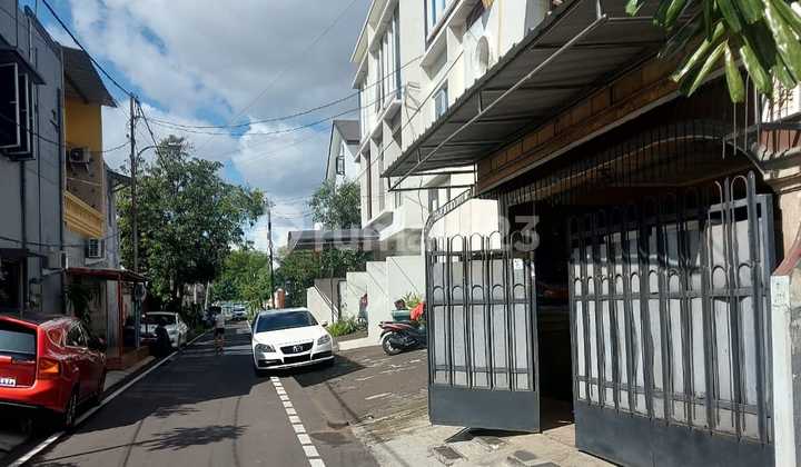 Dijual Cepat Rumah Siap Huni di Cempaka Putih Jakarta Pusat 2