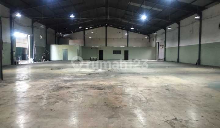 Warehouse Ready for Use For Sale On Jl Raya Narogong Bekasi