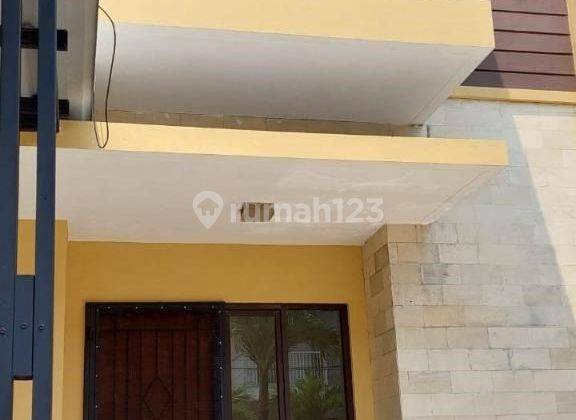 Rumah 2 Lantai Luas 105m2 3 Kamar Bagus SHM Hadap Timur di Cluster Harmoni Bekasi Jawa Barat 1