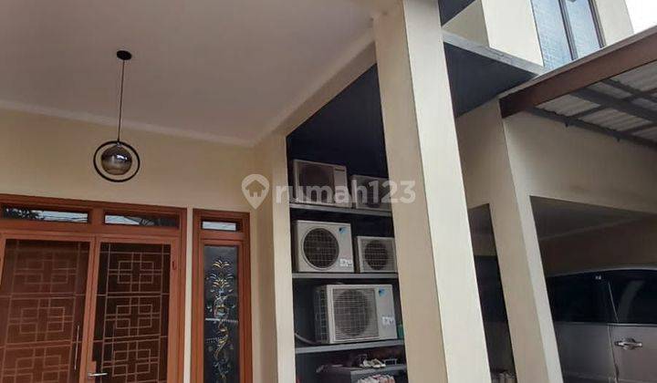 Rumah di Buaran 2,5 lantai luas tanah 129 m2 bangunan 250 m2 4 kamar tidur SHM Bagus hadap timur di Duren sawit jakarta timur 2