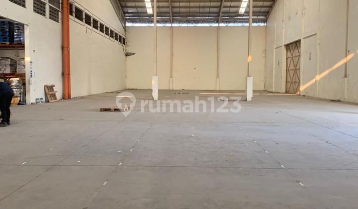 For Rent: Ready-to-Use Warehouse in Harapan Jaya, Bekasi