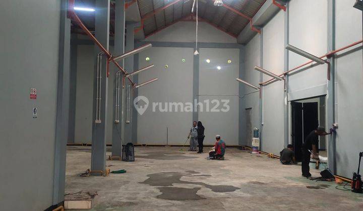 Kontrakan Gudang Cocok Untuk Usaha Workshop Expedisi Bengkel Dll Di Pinggir Jalan Belakang Harapan Indah 450 m2 Bagus Di Bekasi 1