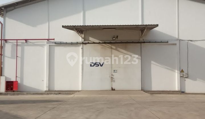 For Rent: Ready-to-Use Warehouse in Harapan Jaya, Bekasi