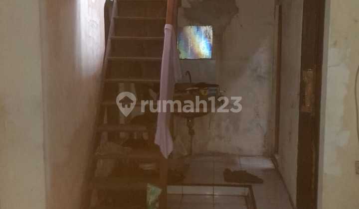 Old House for Sale in Gading Mas Barat, Kelapa Gading, Jakarta 2