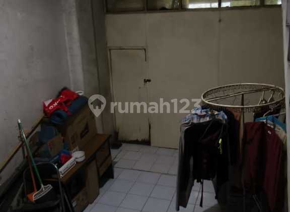For Sale Ready-to-Use Shop House in East Jatinegara, East Jakarta 2