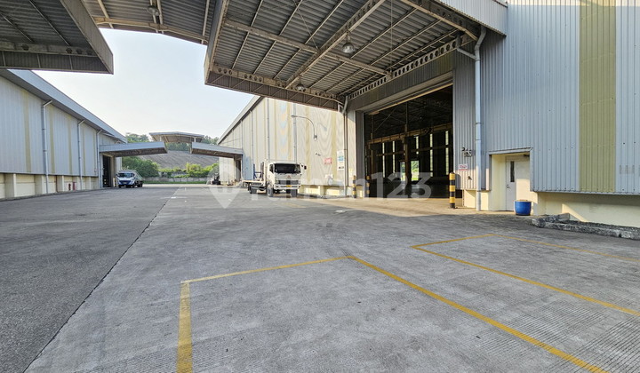 Warehouse Ready for Use for Sale in Deltamas Cikarang Warehouse Ready for Use for Sale in Deltamas Cikarang