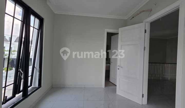 Disewa Rumah 2 Lantai di Cluster Jasmia Summarecon Crown Gading 2