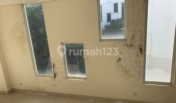 For Rent 4-Storey Shophouse Strategic Location in Jakarta Garden City 2