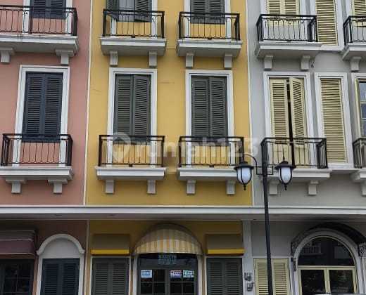 For Sale Fast 3-Story Osaka Shop House in Pantai Indah Kapuk 2